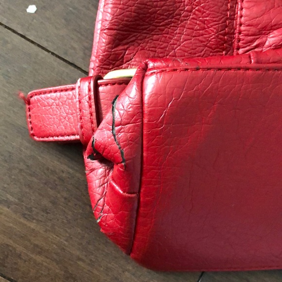 Faux leather red bag - Picture 5 of 5